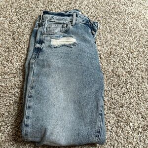 pacsun mom jeans. ripped jeans